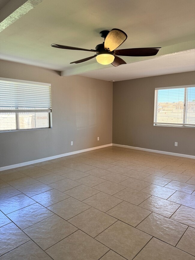 Photo - 1785 Beavertail Dr