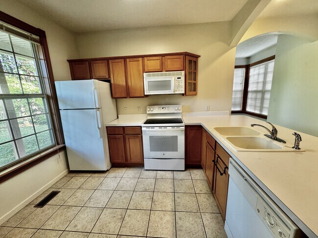 Photo - 2707 E Garden Path