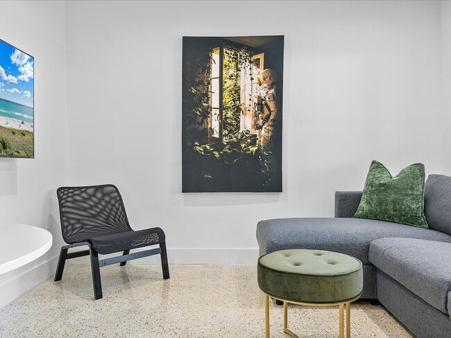 Building Photo - 258 NW 57th St Rental