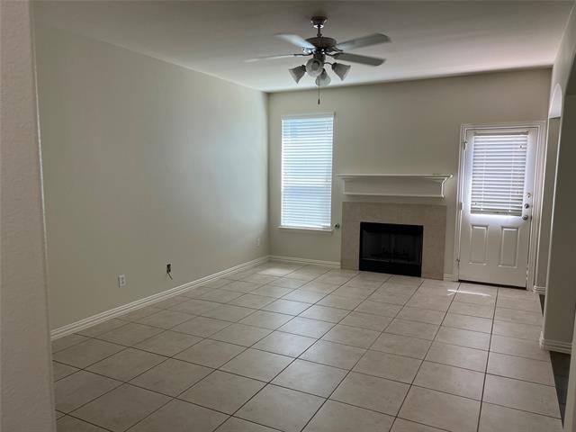 Photo - 1412 Carver Ln