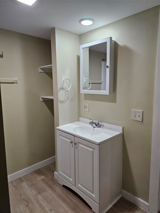 Photo - 5 W Chenango Rd