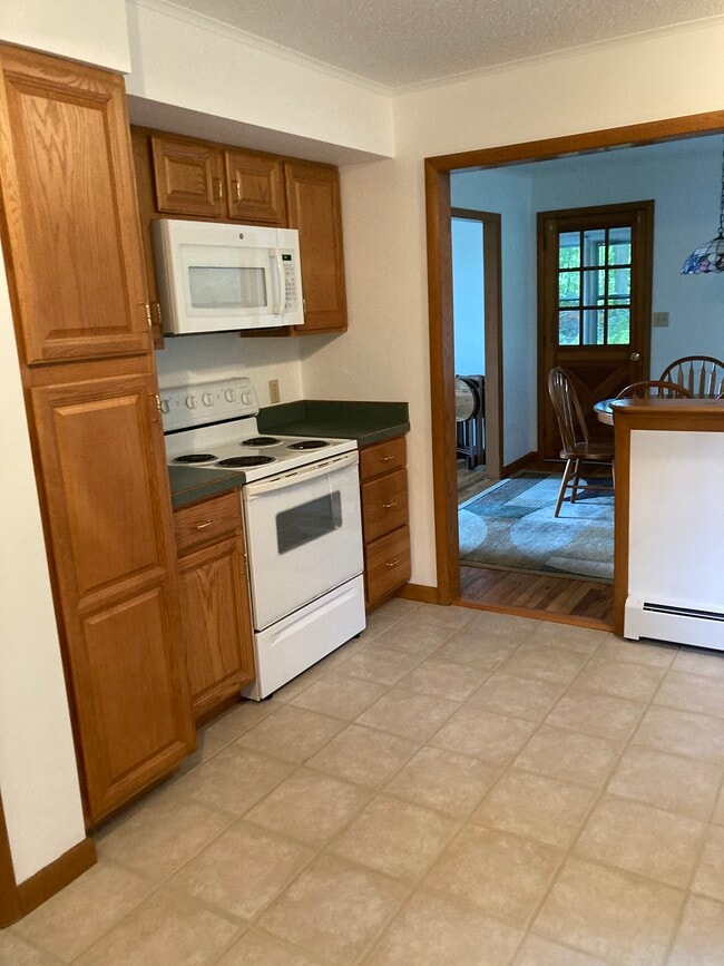 Photo - 126 W Shore Dr