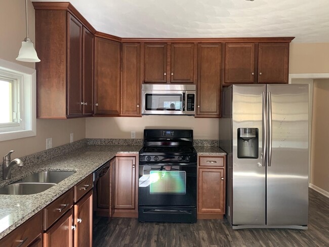 Photo - 155 McAllister St