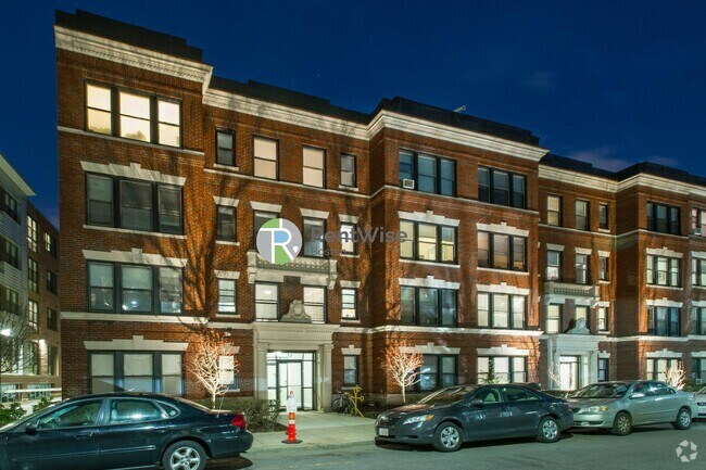 Building Photo - 82 Brainerd Rd Unit B Rental