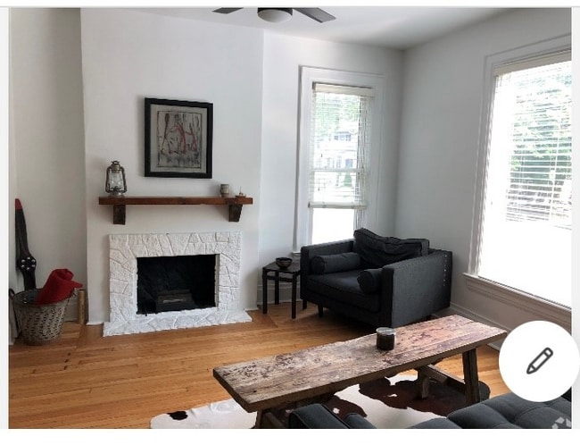 Building Photo - 1603 E Kane Pl Rental