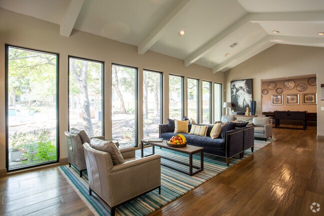 Salón social - Cortland River Place