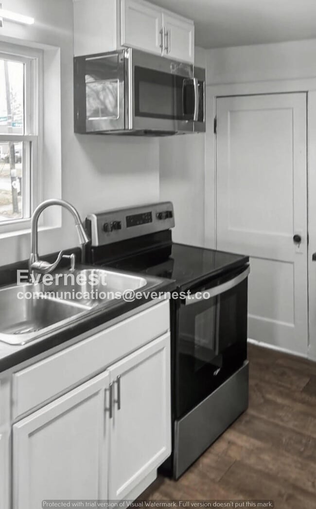 Photo - 2 Bed/1 Bath Home / Pet-Friendly / Vouchers Accepted / Available Now!