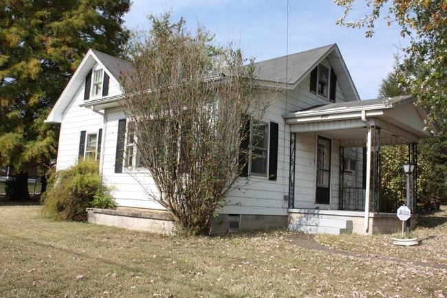 Photo - 852 W Hwy 80