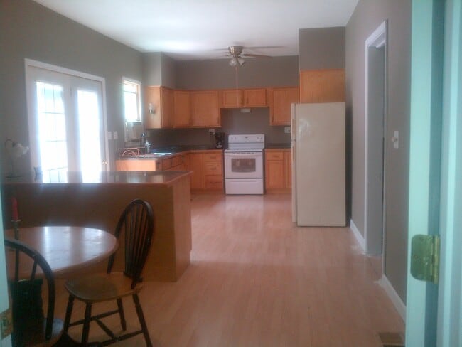 Photo - 137 George St