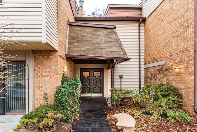 Photo - 1279 Guelbreth Ln Unit 203