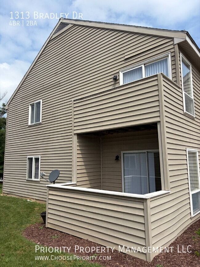 Photo - 1313 Bradley Dr