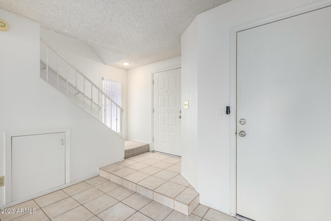 Photo - 9422 S 43rd Pl