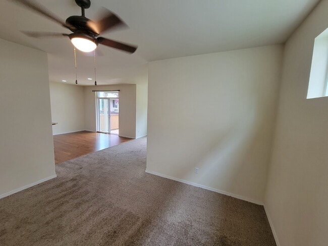 Photo - Spacious & Stylish 3-Bedroom Home in a Desirable Neighborhood!