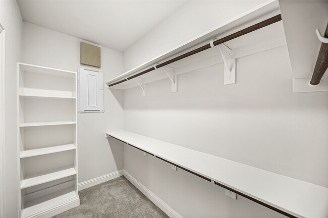 Building Photo - 400 Camino Bay Dr