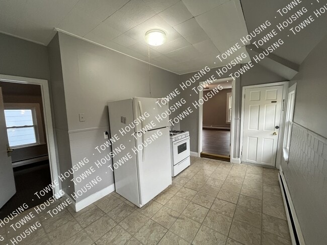 Photo - 268 Hoyt St Unidad 2