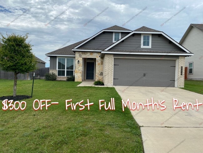 Photo - 720 Fallbrook Dr