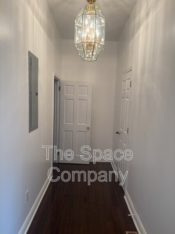 Photo - 100 Morris St Unit B