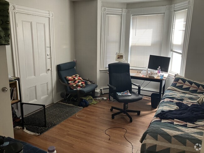 Building Photo - 273 Cardinal Medeiros Ave Unit 1 Rental