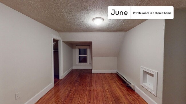 Photo - Room in Shared 6 bed/2 bath home Unit F