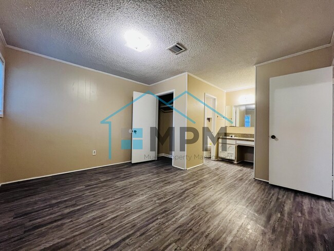 Photo - 125 Westridge E Dr Apartment Unit D