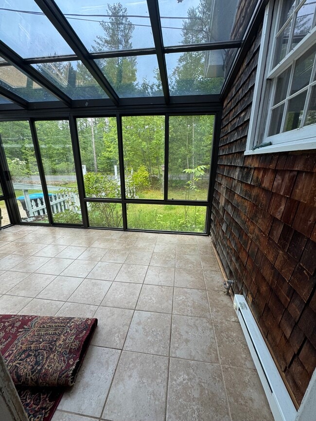 Photo - 422 Mill Rd