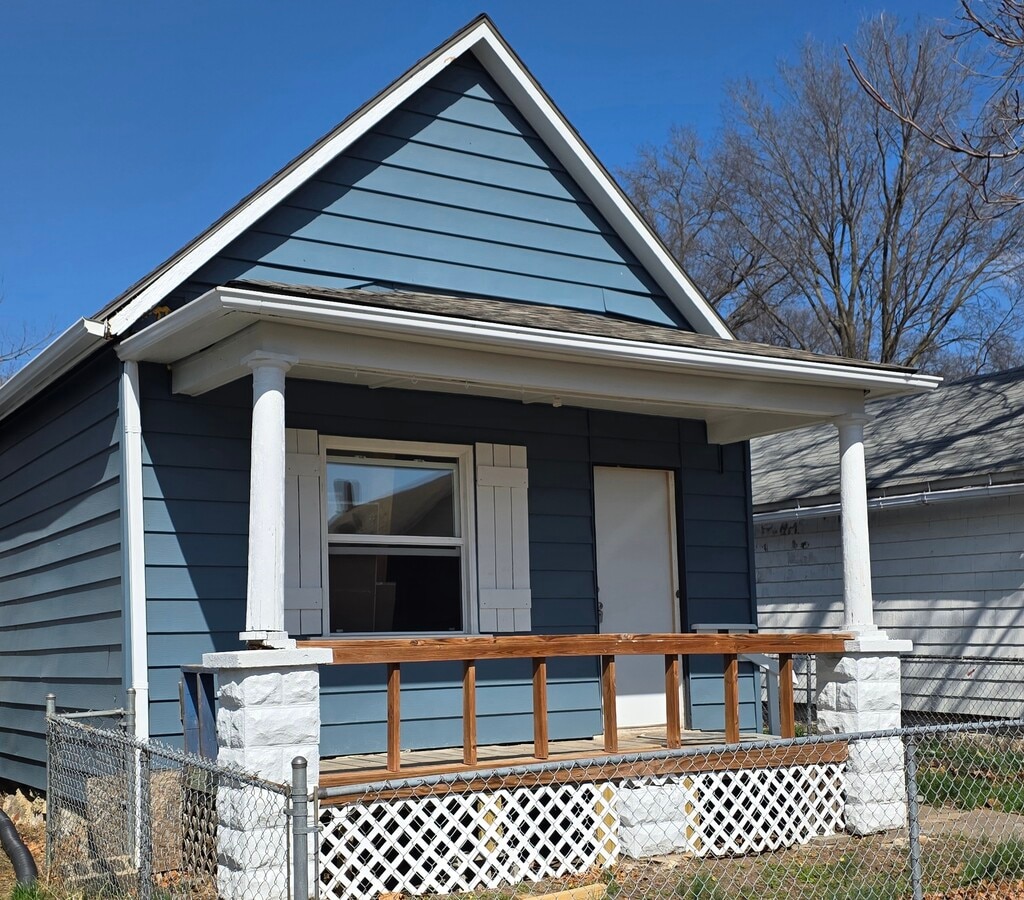 Photo - 776 Miami St