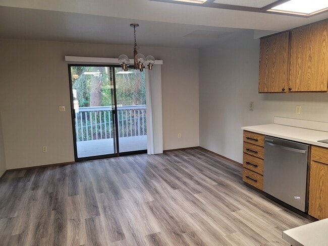 Photo - 17219 Gravenstein Rd Unit B