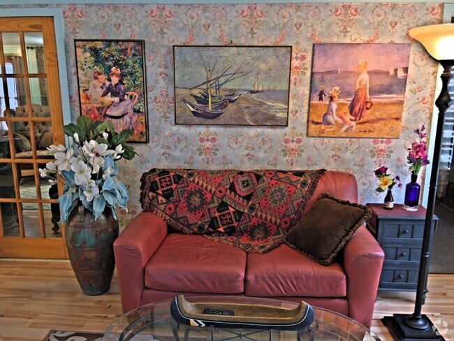 Living Room - 111 Causeway Rd Rental