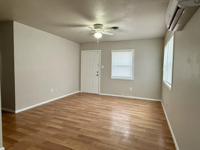 Photo - 505 E 37th St