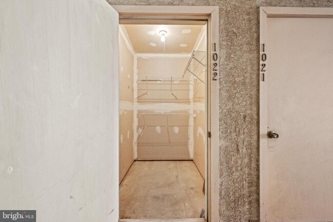 Photo - 1022 Main St