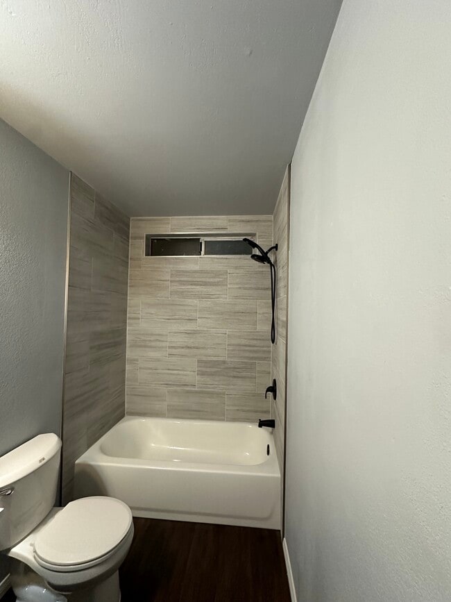 Photo - 221 S Valley St Unit A