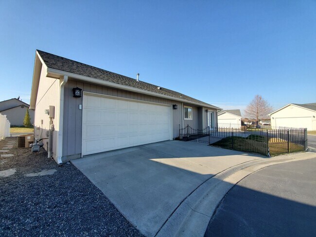 Photo - 2421 S Arthur Ct