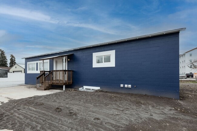 Photo - JR119L Unit #1 - UPSTAIRS