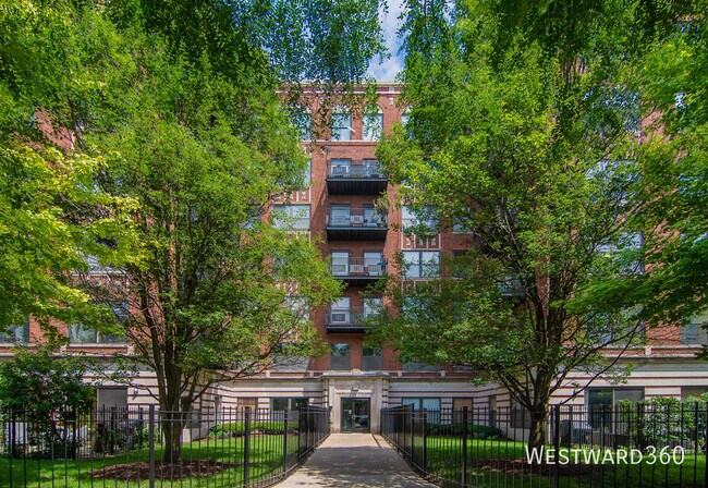 4537 S Drexel Blvd Unit 604