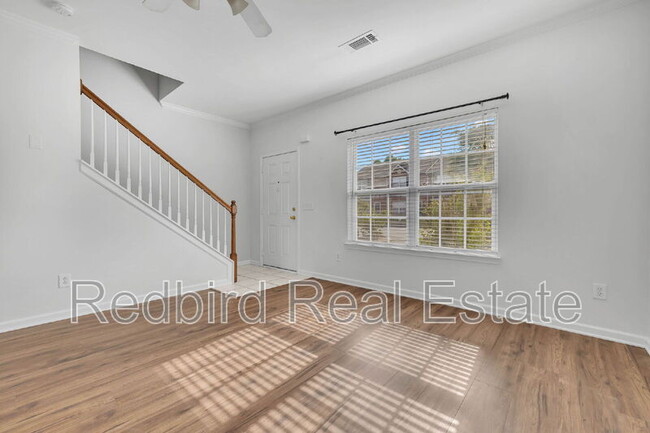 Photo - 1101 Downs Blvd
