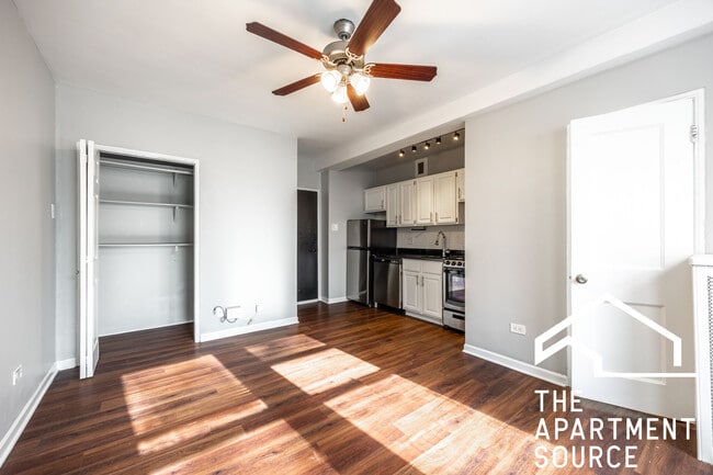 Photo - 1125 N La Salle Dr Unit 203