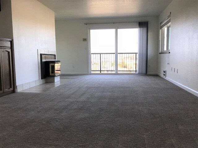 Photo - Golden View Apartments