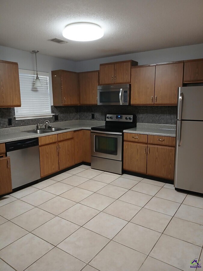 Photo - 452 Tallulah Trail