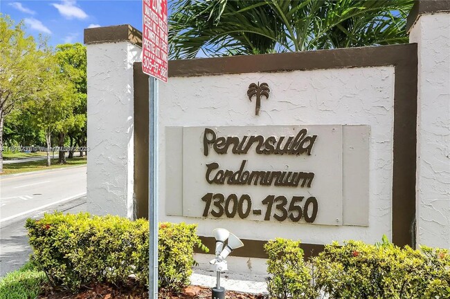 Photo - 1300 SW 122nd Ave Unidad 3052 Rental