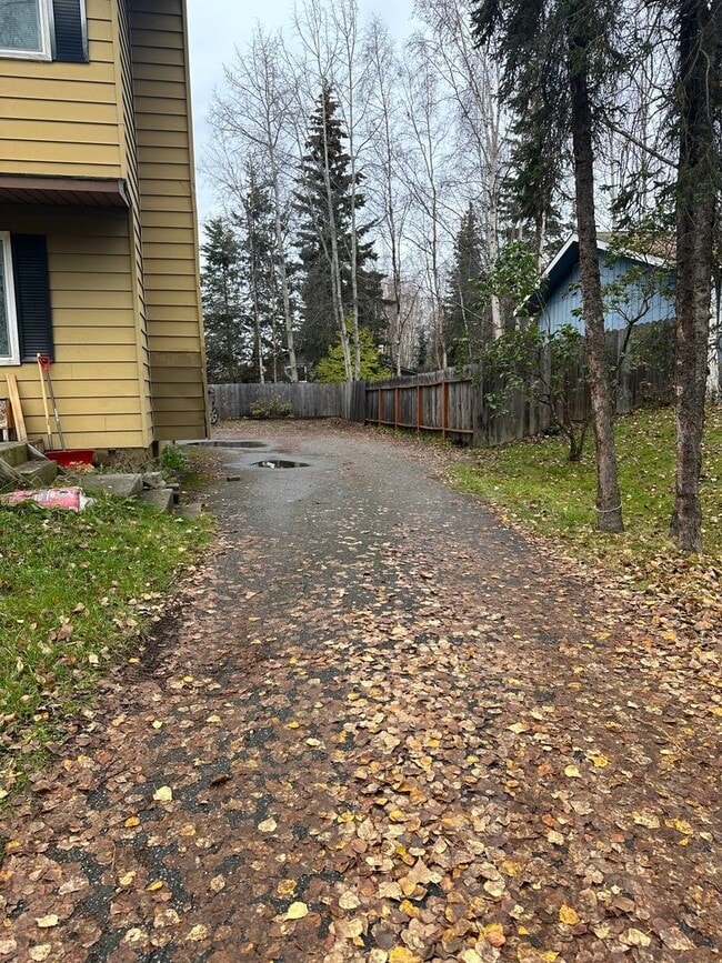 Photo - 4943-4945 Vance Dr - SL70/30 Unit 4945