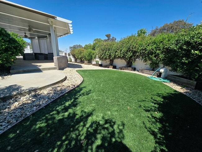 Photo - 8080 Quartz Ln