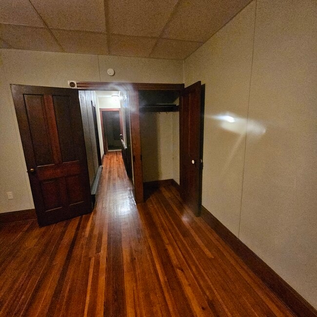 Front Bedroom Closet 1 - 186 E Main St