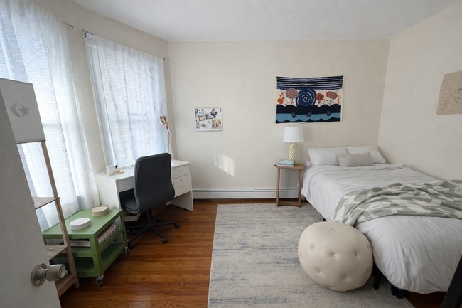 Photo - 70 Winchester St Unit E1