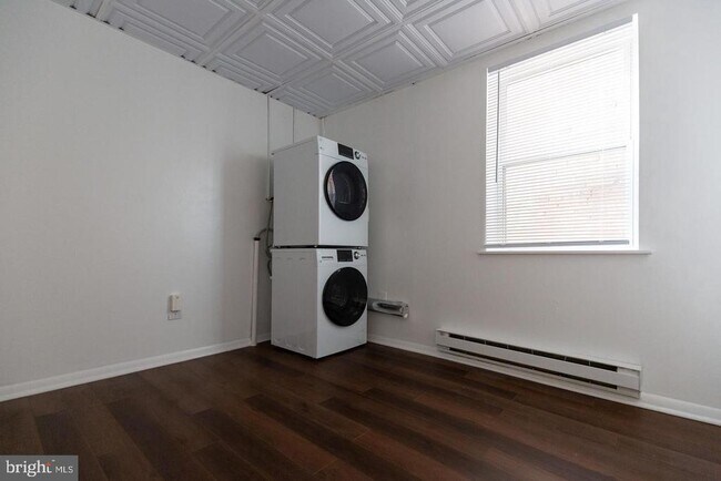 Building Photo - 929 S 8th St Unit 2