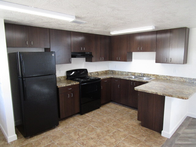 Photo - 1221 Essex Rd