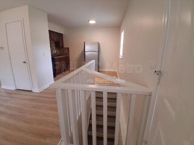 Photo - 5623 NE 51st St