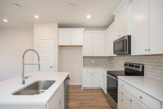 Photo - 5342 Bellflower Hls