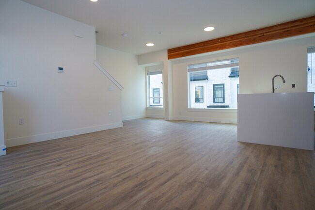 Photo - 4614 N Iota Ln