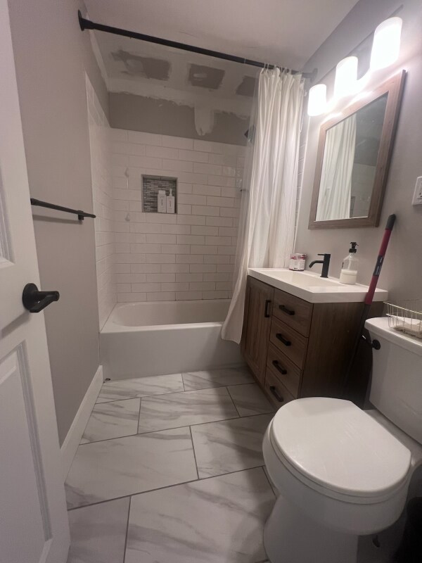 Photo - 59 College Dr