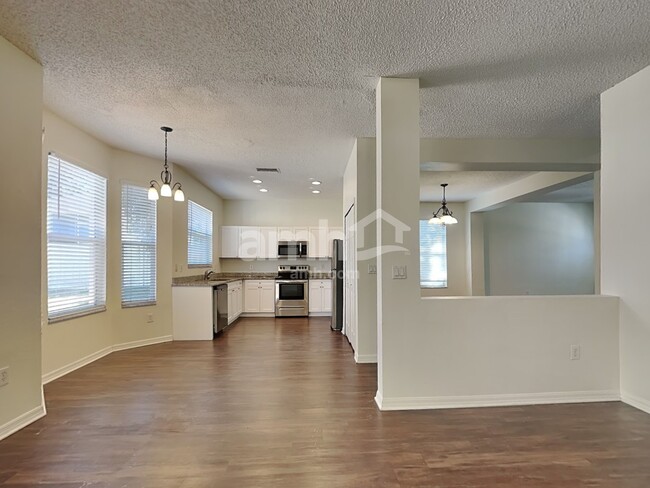 Photo - 716 Grand Canyon Dr